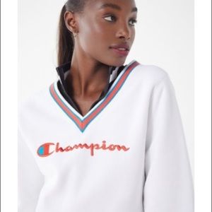 Champion Fleece V-neck sweatshirt